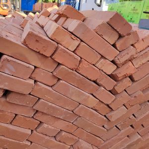 Кирпич красный М-125 Черкассы полнотелый рядовой