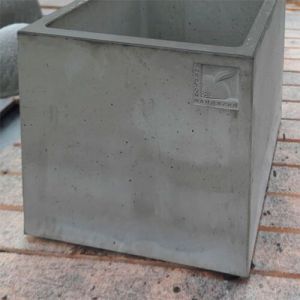 Клумба Соло квадратна 600х600х620, сіра без кашпо Золотий Мандарин